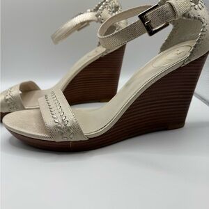 Jack Rogers Cream Gold Wedge Sandals 8.5